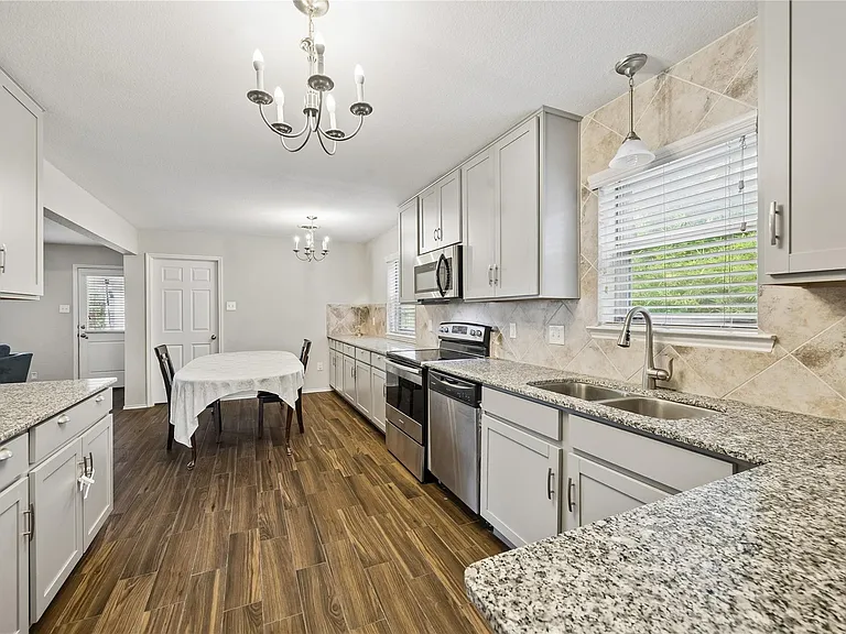5402 Queensloch Dr — Photo 6
