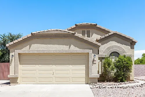 33053 N North Butte Dr Photo 1