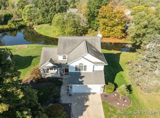 1041 Dogwood Meadows Dr SE, Ada, MI 49301