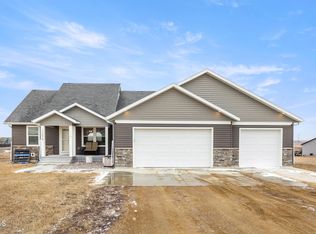 13679 Hawthorn Loop NW, Williston, ND 58801