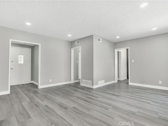 5th image of 18234 Sugarman St