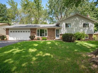 12240 Jack Pine Trl, Eden Prairie, MN 55347