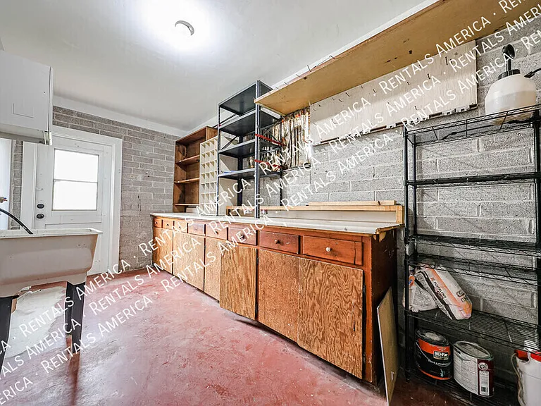 1723 W Indianola Ave — Photo 18