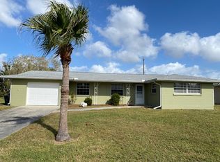 353 Sea Grape Rd, Venice, FL 34293