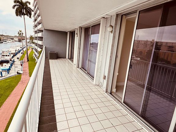 3rd image of 1800 NW 24th Ave APT 409