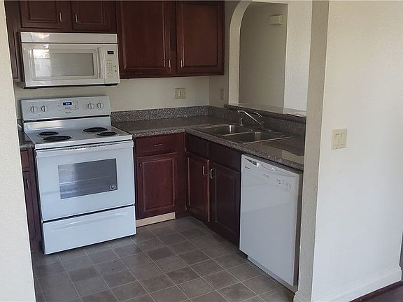 5th image of 1512 Bass Dr Unit D