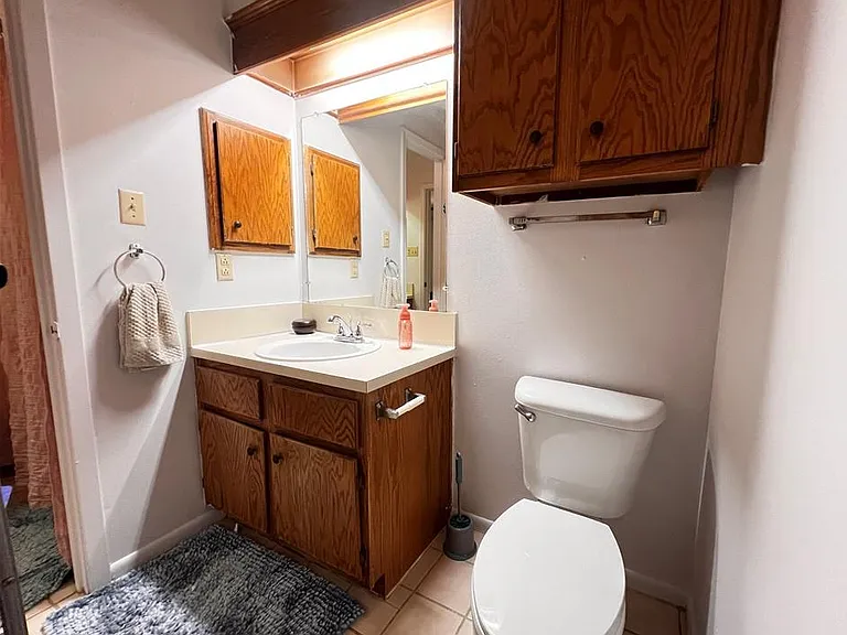 2406 Bandera Dr — Photo 10