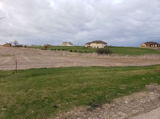 Majestic Rdg #12, Dubuque, IA 52002