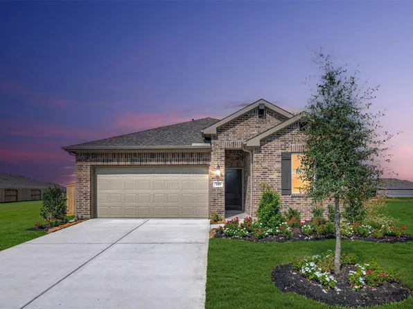 583 Day Station Dr, Dayton, TX 77535