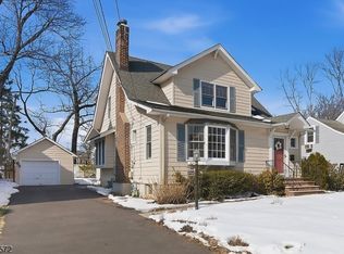 125 Pearl St, Westfield Town, NJ 07090