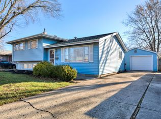 1309 E Fairlawn Dr, Urbana, IL