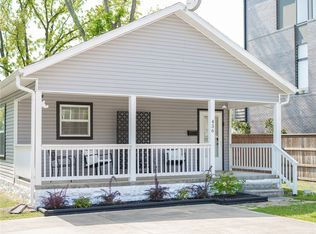 436 SW B St, Bentonville, AR 72712