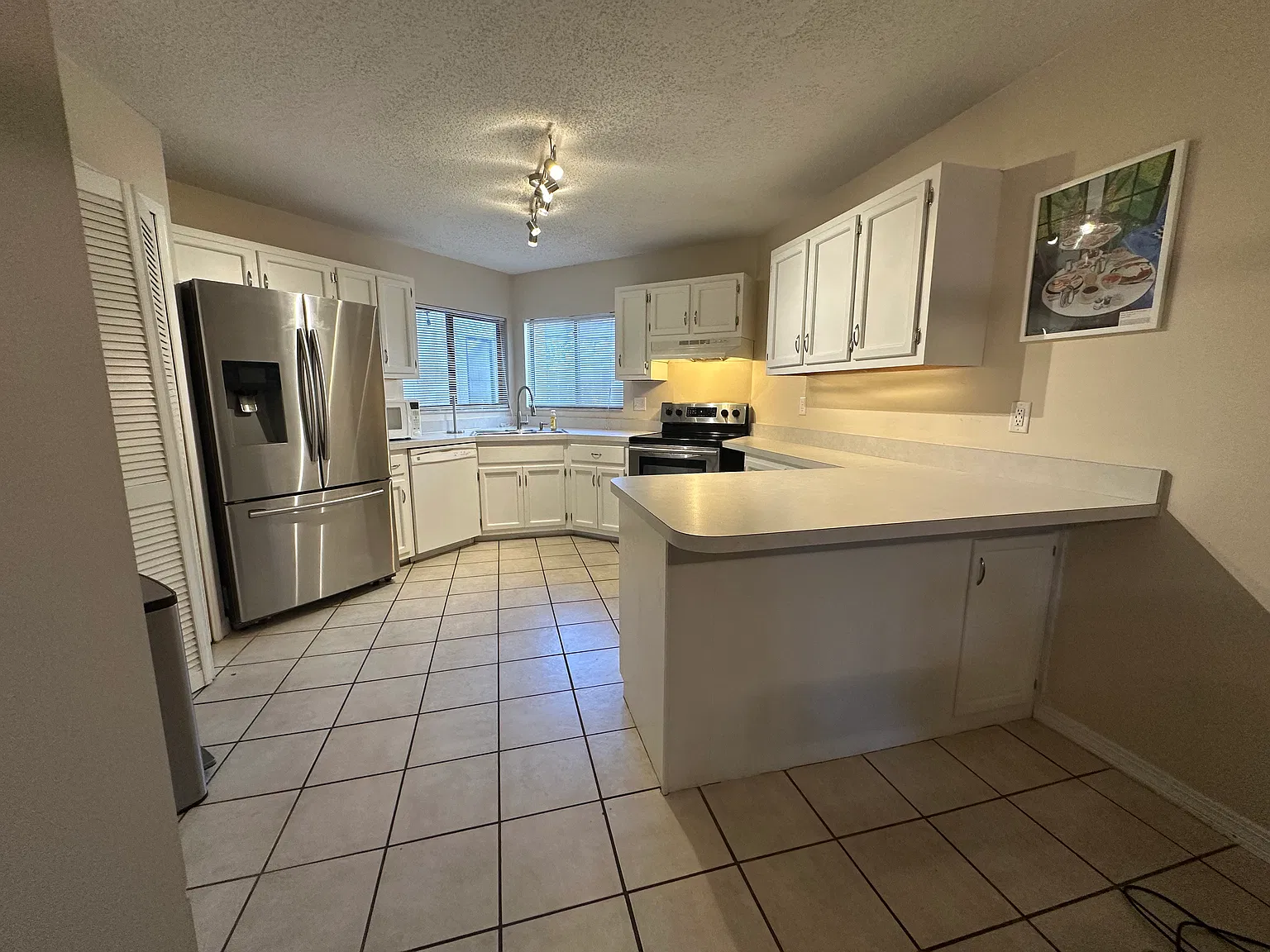 1 bed, 1542 sqft, $2,200 — Photo 4