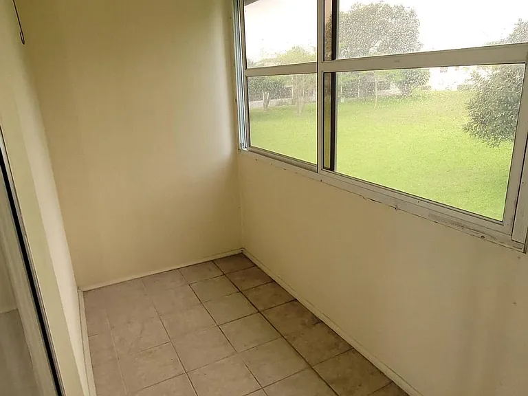 375 Camden Dr #P — Photo 8