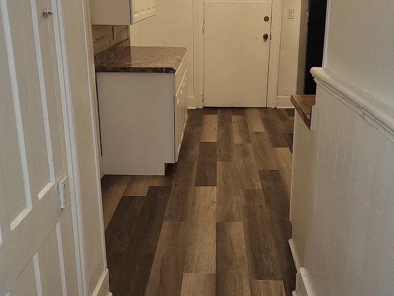 28 Douw St #2 — Photo 11
