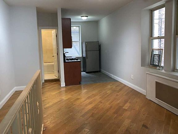 2nd image of 230 W 107th St APT 1g