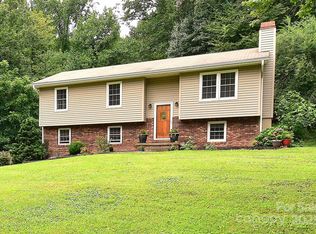 76 Melton Rd, Candler, NC 28715