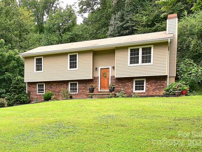76 Melton Rd, Candler, NC, 28715
