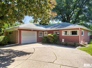 2725 27th St, Rock Island, IL