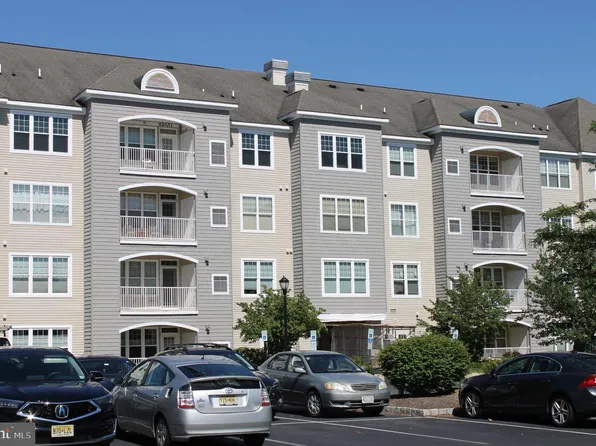 225 Masterson Ct #225, Ewing, NJ 08618