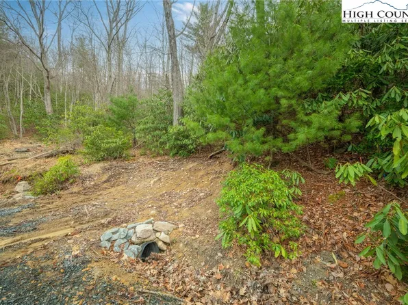 288 Poplar Drive, Beech Mountain, NC 28604