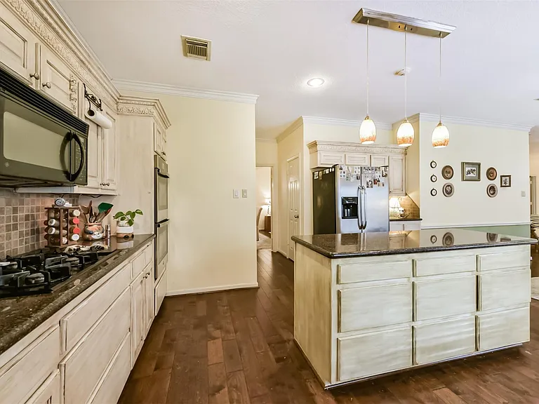 1306 N Gabriel River Cir — Photo 21