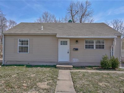 2345 S Englewood Ct, Independence, MO, 64052