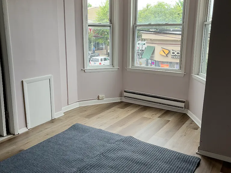 6121 Ridge Ave #A — Photo 1