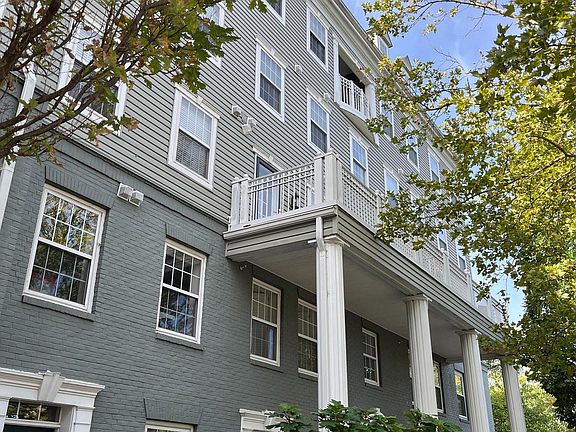 4th image of 1404 Roundhouse Ln APT 309