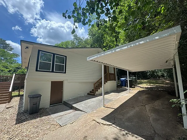 2353 Agnes Dr — Photo 14
