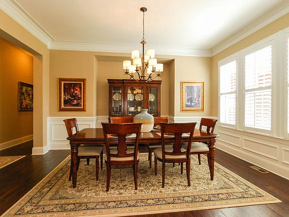 Formal Dining Room 1