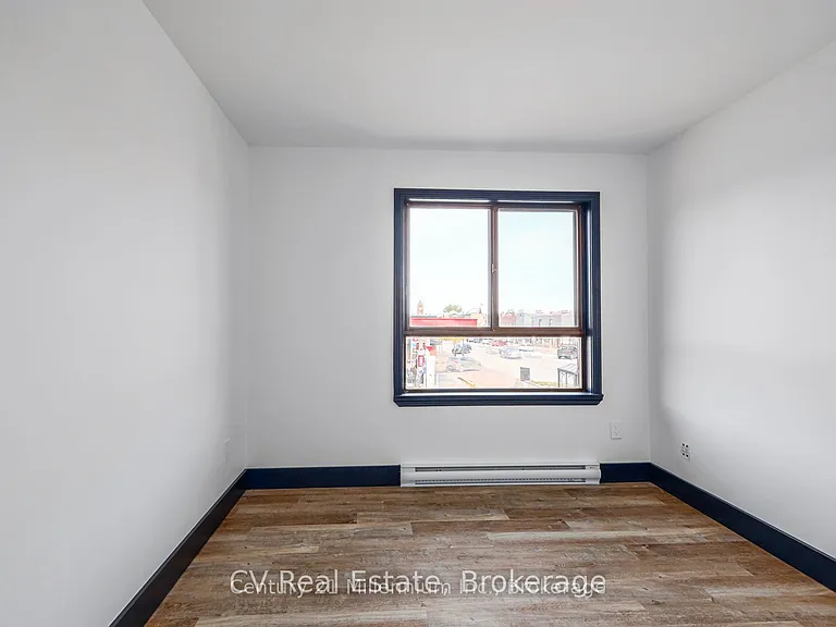 250 Hurontario St #2 — Photo 19