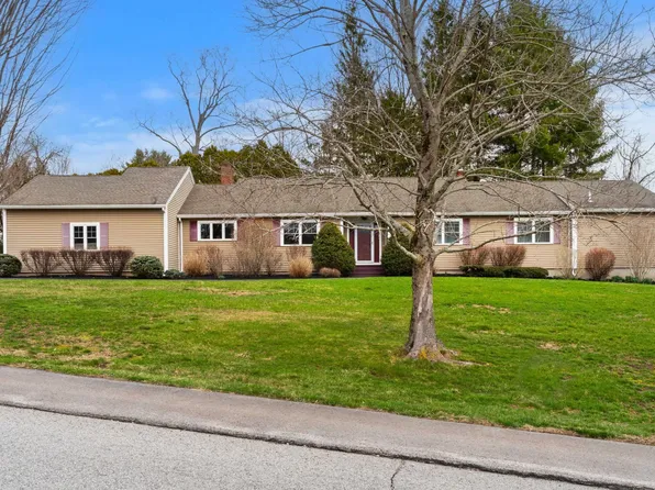 2 Riverwoods Drive, Exeter, NH 03833