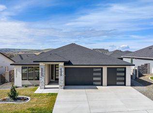 2377 Maggio Loop, Richland, WA 99352