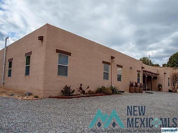 3rd image of 45 Saddle Rock Rd