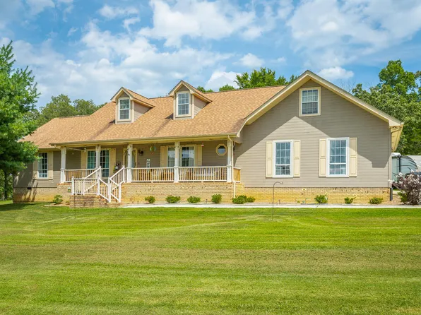 63 Mel McDaniel Rd, Ringgold, GA 30736