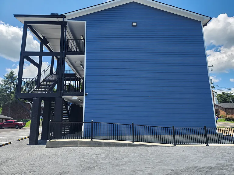 122 South Blvd #19 — Photo 10