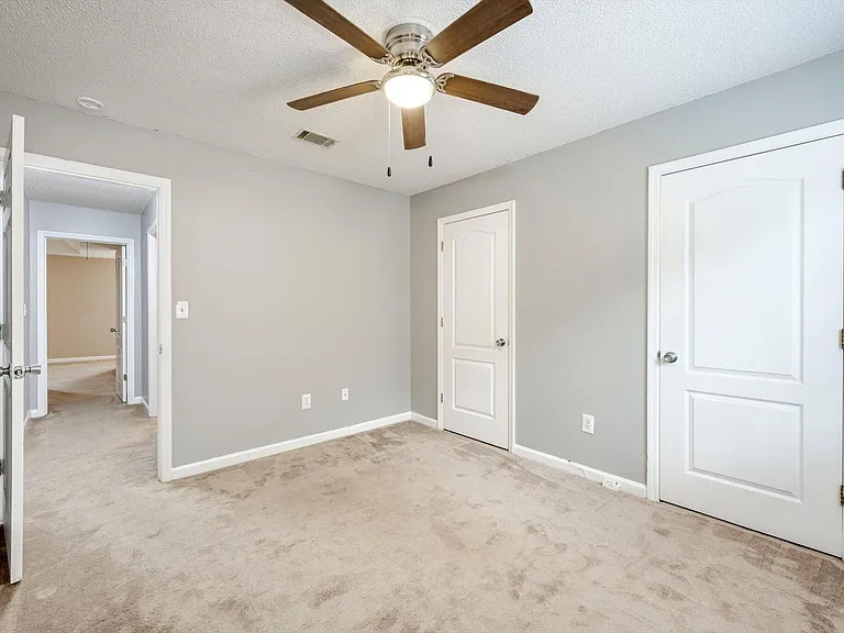 2508 Sand Ridge Ct — Photo 29