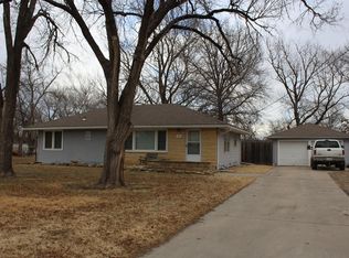 10 S East St, Emporia, KS 66801