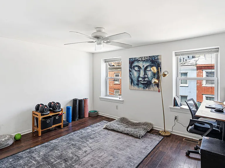 208 W Wildey St — Photo 28