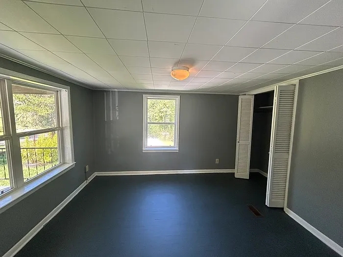 3 bed, 1.0 bath, 1258 sqft, $1,195 — Photo 3