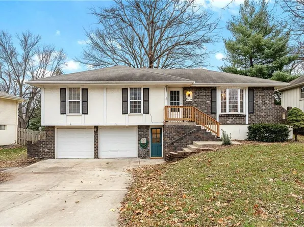 1008 SE Alice St, Blue Springs, MO 64014