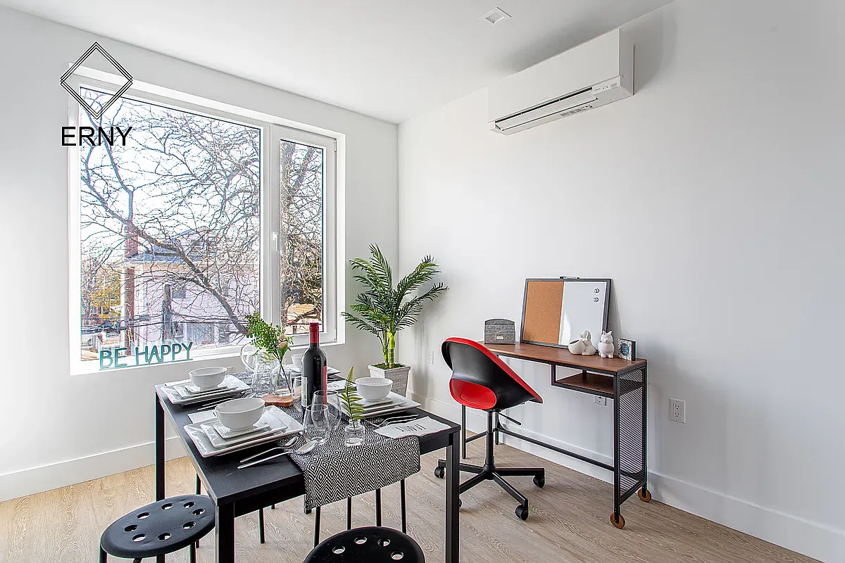 Building Photo - 2510 Bedford Ave #4L