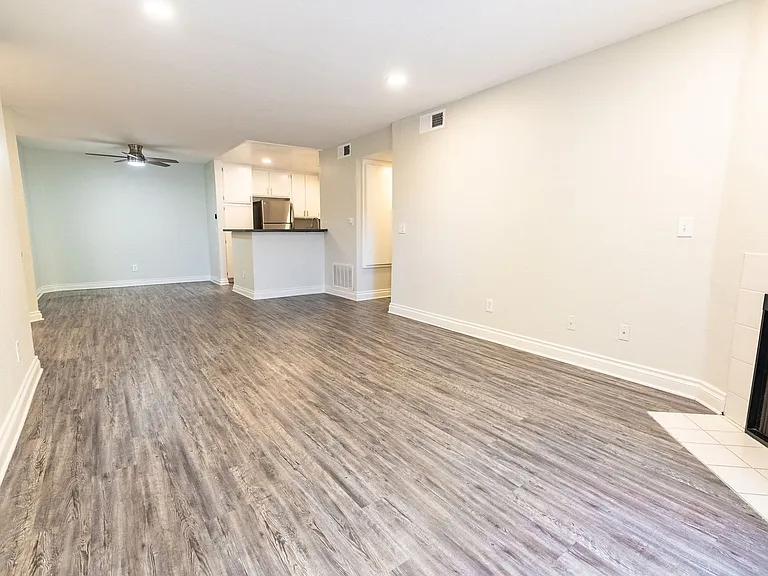 14056 Valleyheart Dr. — Photo 12