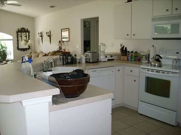4th image of 237 Pine Grove Dr