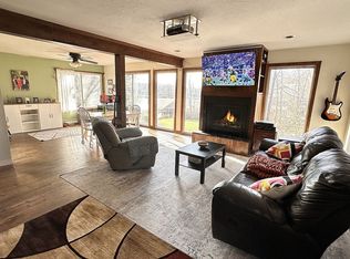 15 Lakeview Dr, Vernon, CT 06066