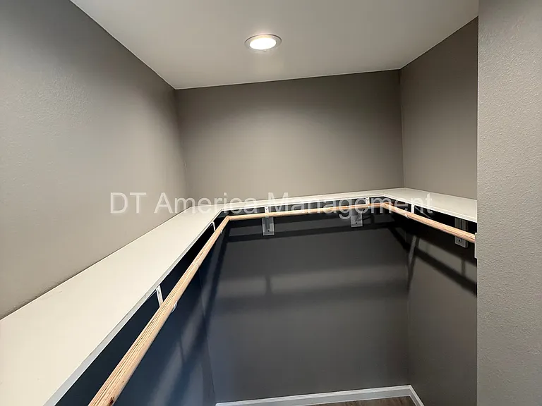 5484 Timothy Dr — Photo 19