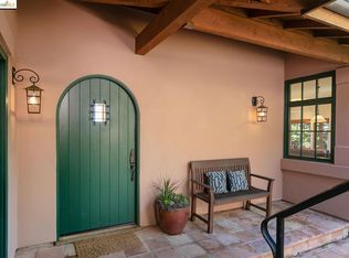 6035 Skyline Blvd, Oakland, CA 94611