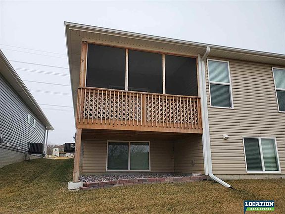 3rd image of 5414 Grand Oaks Pl