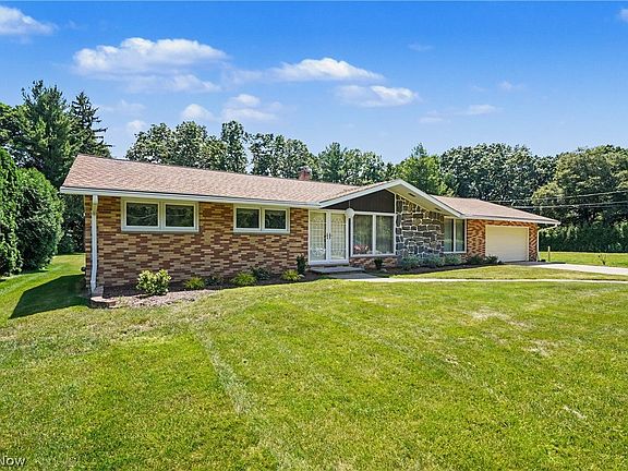2nd image of 1380 Romane Dr